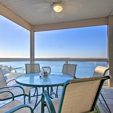 Lake Ozark Condo With Balcony And Water Views!